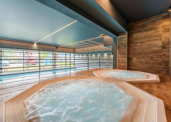 Akces y Kasprowicza 20C- Basen, Sauny, Jacuzzi, Silownia W Cenie - Schwimmbad, Saunen, Jacuzzi, Fitnessstudio Im Preis